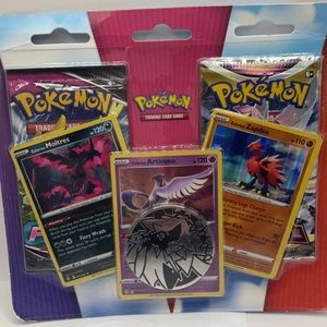 Pokémon TCG: Moltres Articuno Zapdos  Cards with 2 Booster Packs & Coin